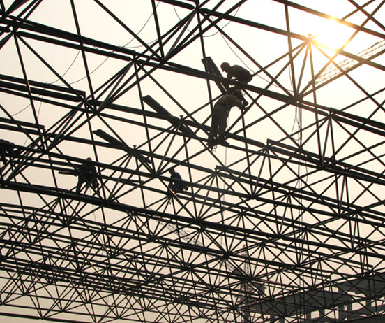 大兴安岭厂房网架安装